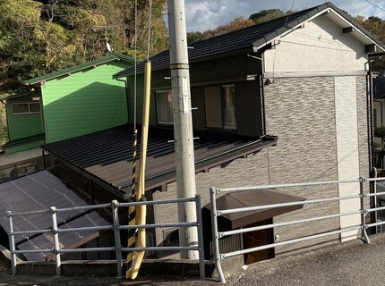 雨漏り　Tルーフ　サイディング　屋根の修理