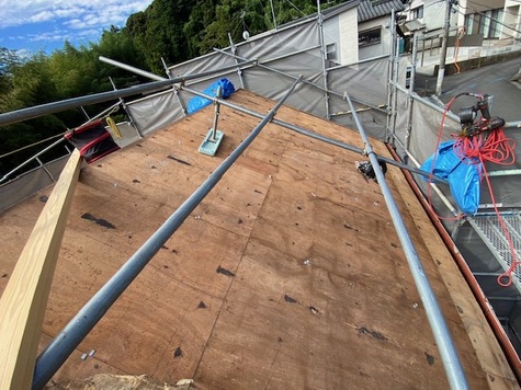 高知　屋根葺き替え工事　ヨドコウ　竪ハゼ　雨漏り　樋交換