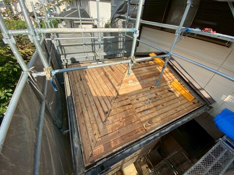 高知　LIXILのTルーフ　屋根の葺き替え　雨樋交換　Dan　セドナ　雨漏り