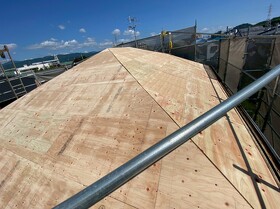 高知　LIXILのTルーフ　屋根の葺き替え　雨樋交換　Dan　セドナ　雨漏り