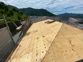 高知　屋根　葺き替え　バルコニー　防水工事　外壁コーキング　雨漏り　