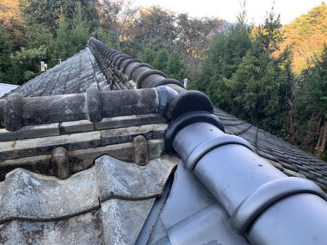 釉薬瓦　高知　葺き替え　雨漏り　屋根