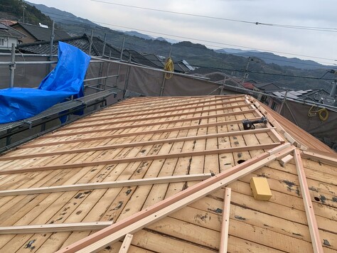 高知　ニチハ　横暖ルーフαプレミアムS　葺き替え　屋根　雨漏り　バルコニー