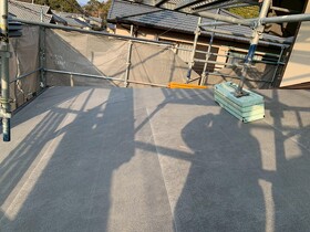 高知　ニチハ　横暖ルーフαプレミアムS　葺き替え　屋根　雨漏り　バルコニー