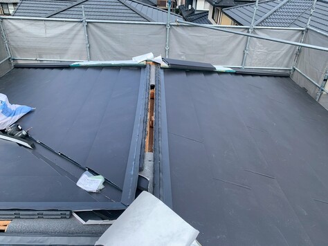 高知　ニチハ　横暖ルーフαプレミアムS　葺き替え　屋根　雨漏り　バルコニー