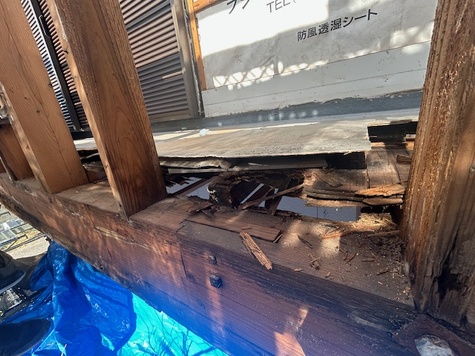 高知　ニチハ　横暖ルーフαプレミアムS　葺き替え　屋根　雨漏り　バルコニー