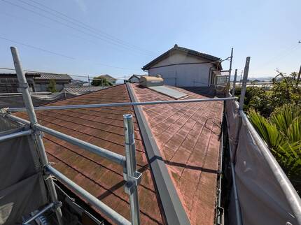高知　屋根リフォーム　LIXIL Tルーフ　カバー工法　雨漏り