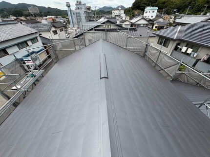 高知　屋根リフォーム　雨漏り　ニチハ横暖ルーフ　屋根葺き替え